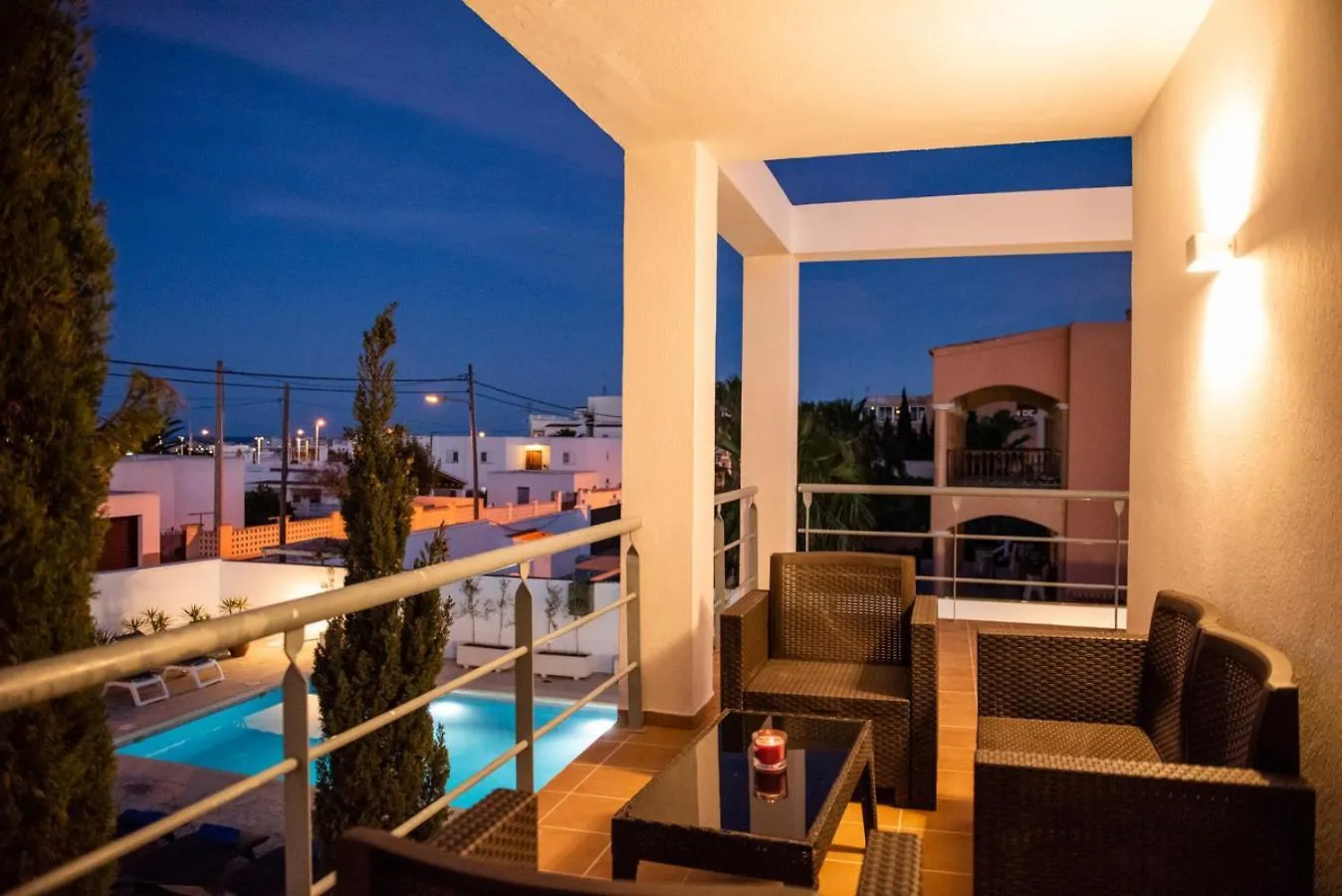 Villa In Playa Den Bossa, 5 Min Supermarketbbq  Sant Jordi de ses Salines