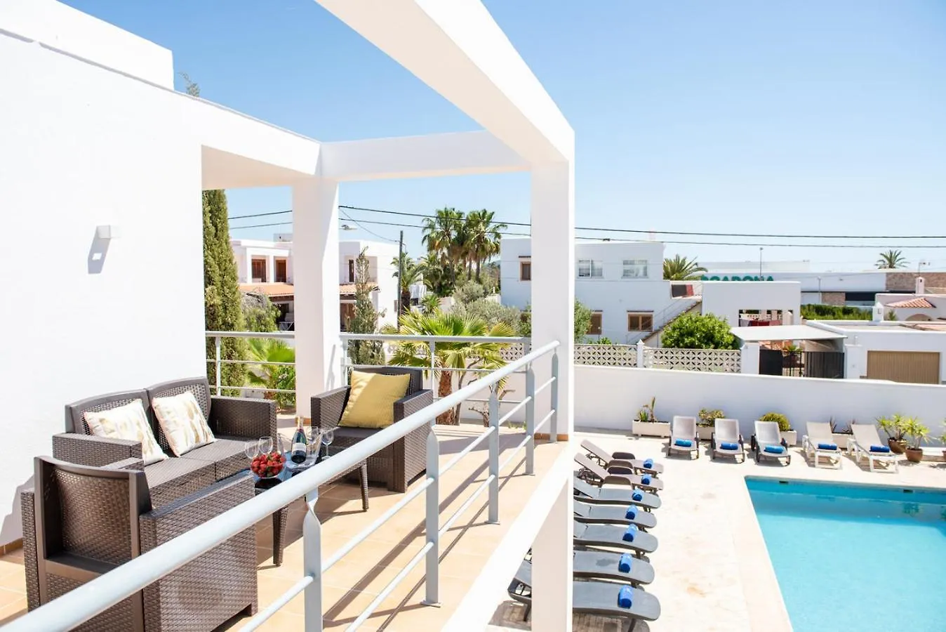 Villa In Playa Den Bossa, 5 Min Supermarketbbq