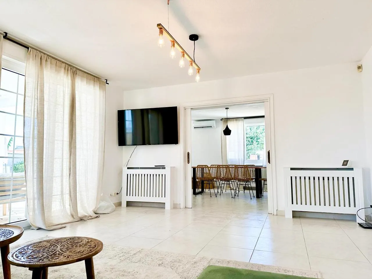 Villa In Playa Den Bossa, 5 Min Supermarketbbq 0*, Sant Jordi de ses Salines Spain