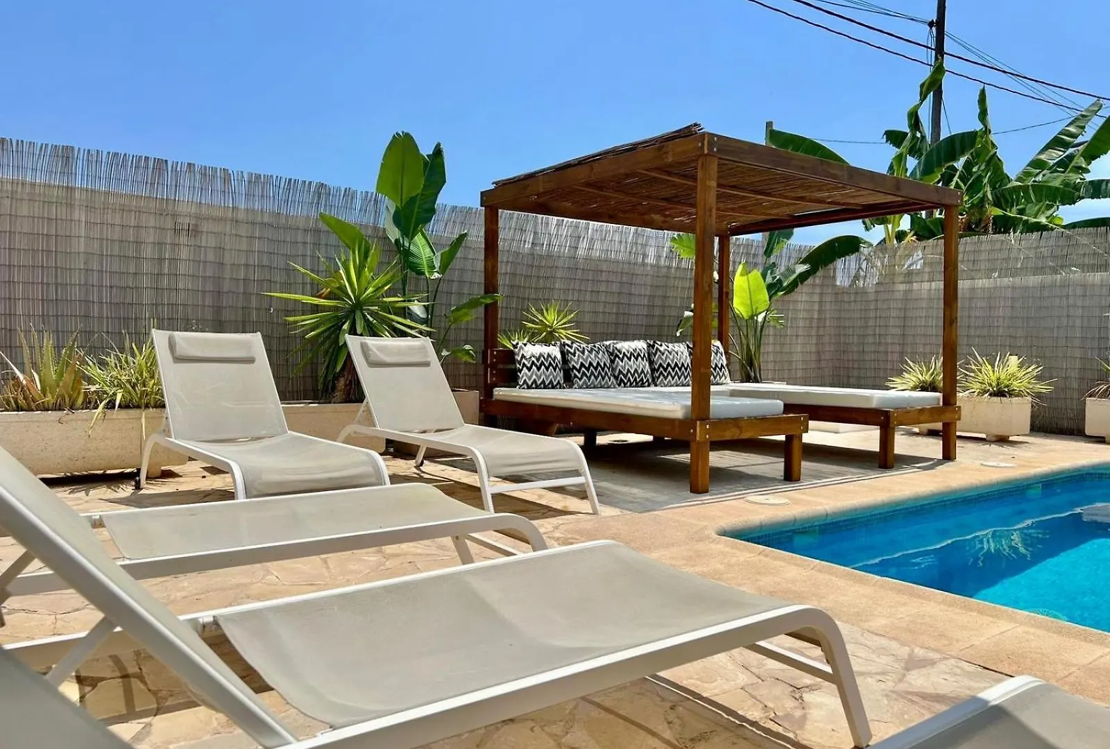 Villa In Playa Den Bossa, 5 Min Supermarketbbq Sant Jordi de ses Salines