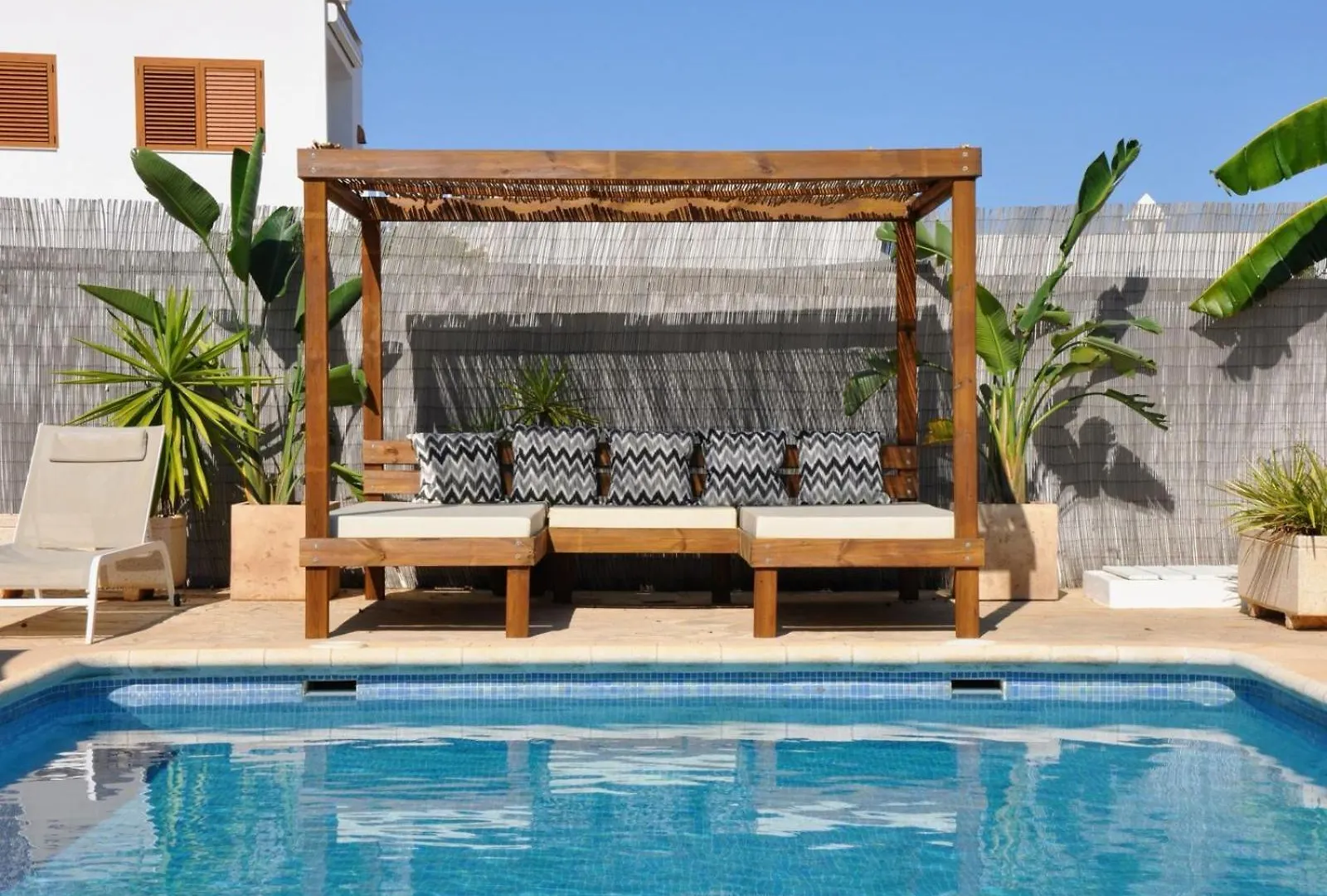 Villa In Playa Den Bossa, 5 Min Supermarketbbq 0*, Sant Jordi de ses Salines Spain
