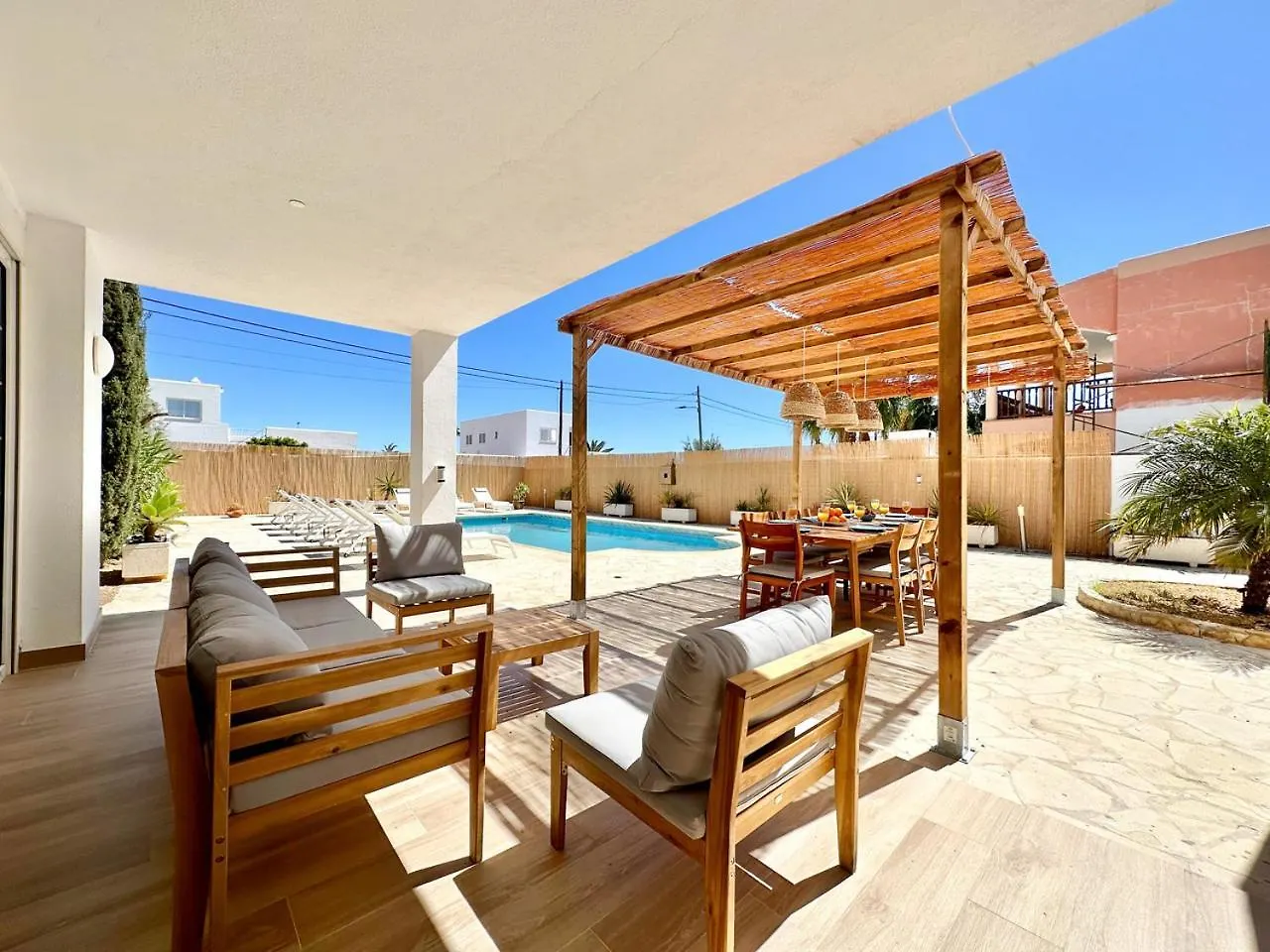 Sant Jordi de ses Salines Villa In Playa Den Bossa, 5 Min Supermarketbbq Sant Jordi de ses Salines