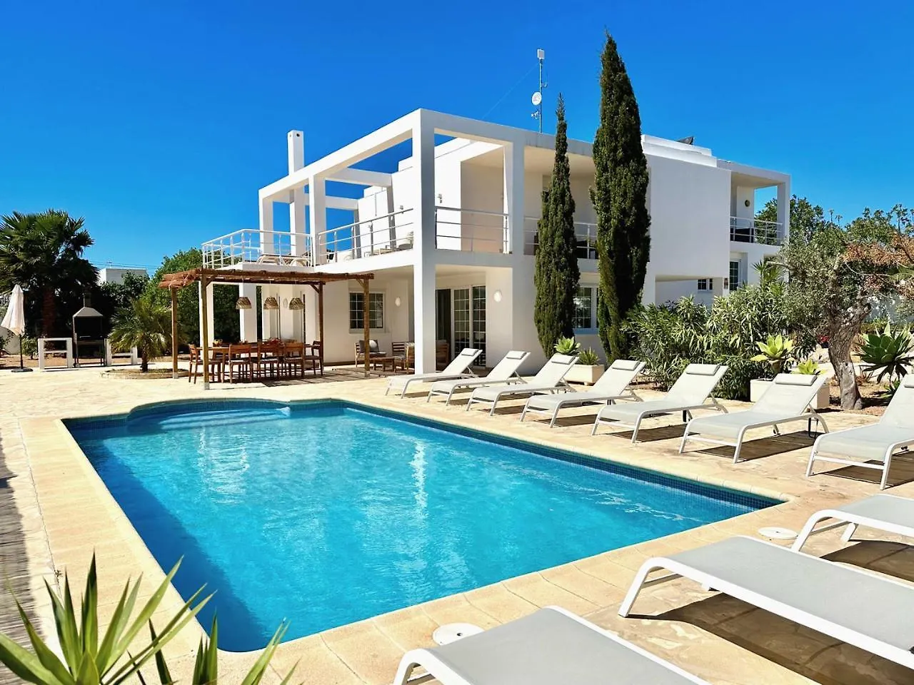 Sant Jordi de ses Salines Villa In Playa Den Bossa, 5 Min Supermarketbbq  Sant Jordi de ses Salines